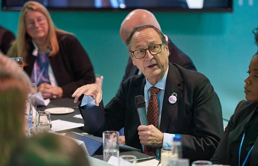 John Haley, Willis Towers Watson CEO and Coalition for Climate Resilient Investment Chair, addressing the UK and Ocean Risk and Resilience Action Alliance Blue Finance Roundtable at COP26 on 5 November.